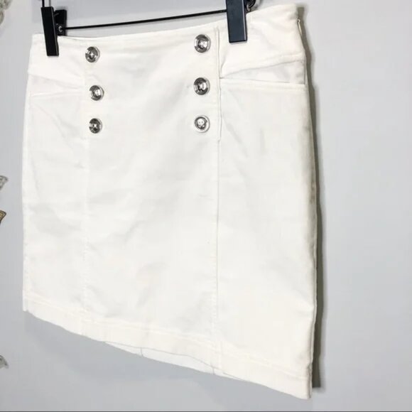 White House Black Market White Velvet Skirt with Button Detail XS - Picture 4 of 4